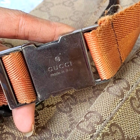 Auth Vintage Gucci Monogram GG Belt Bag with Dustcover on SALE !! - Picture 6 of 12